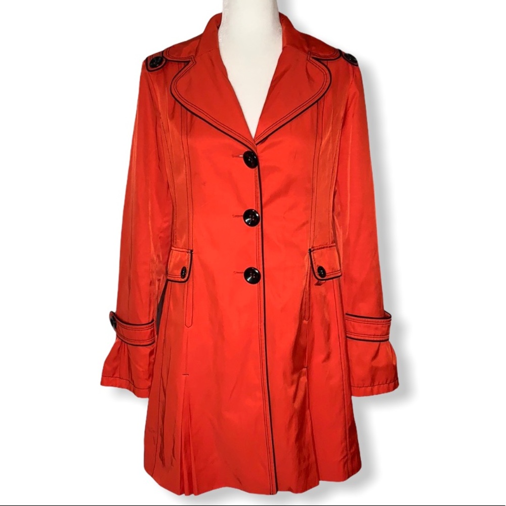 Guess red & black pleated button light trench coat
